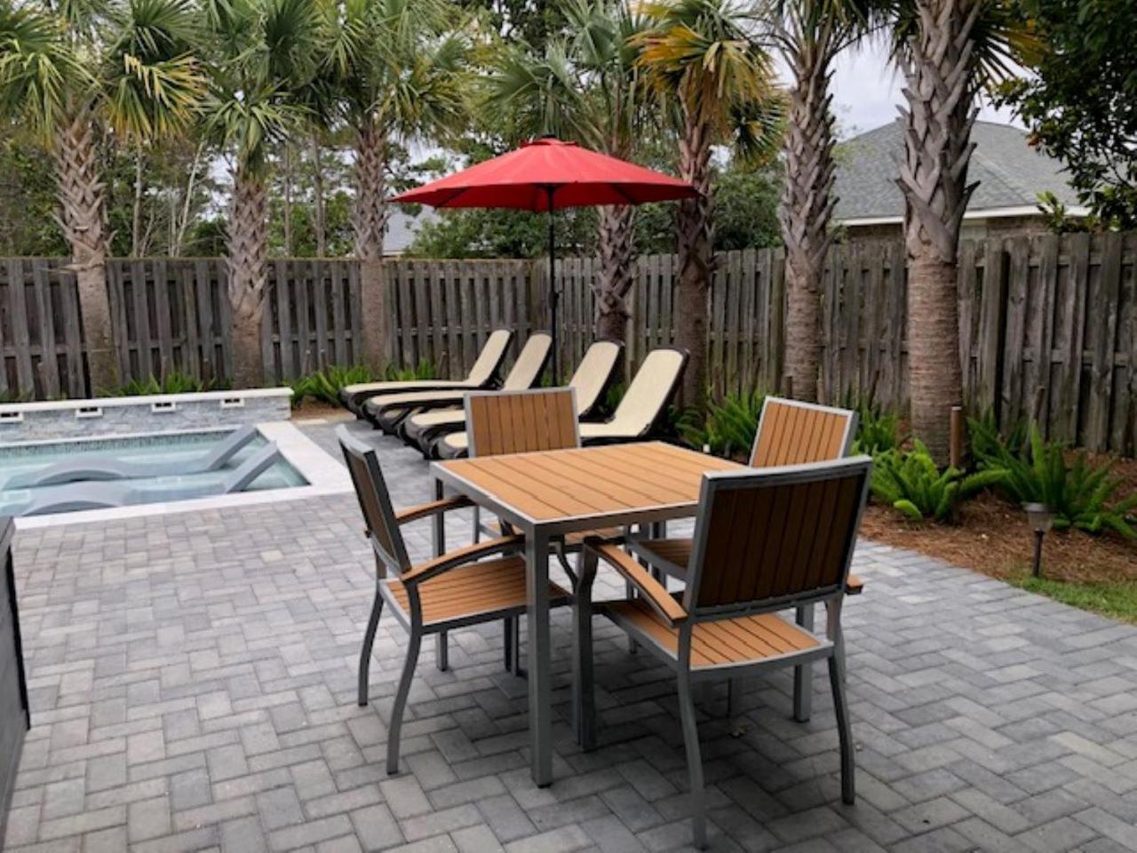 Beautiful Pet Friendly Home! New Tropical Pool, Opt Golf Cart And Pool Heat, Minutes To Beach Destin Exterior photo