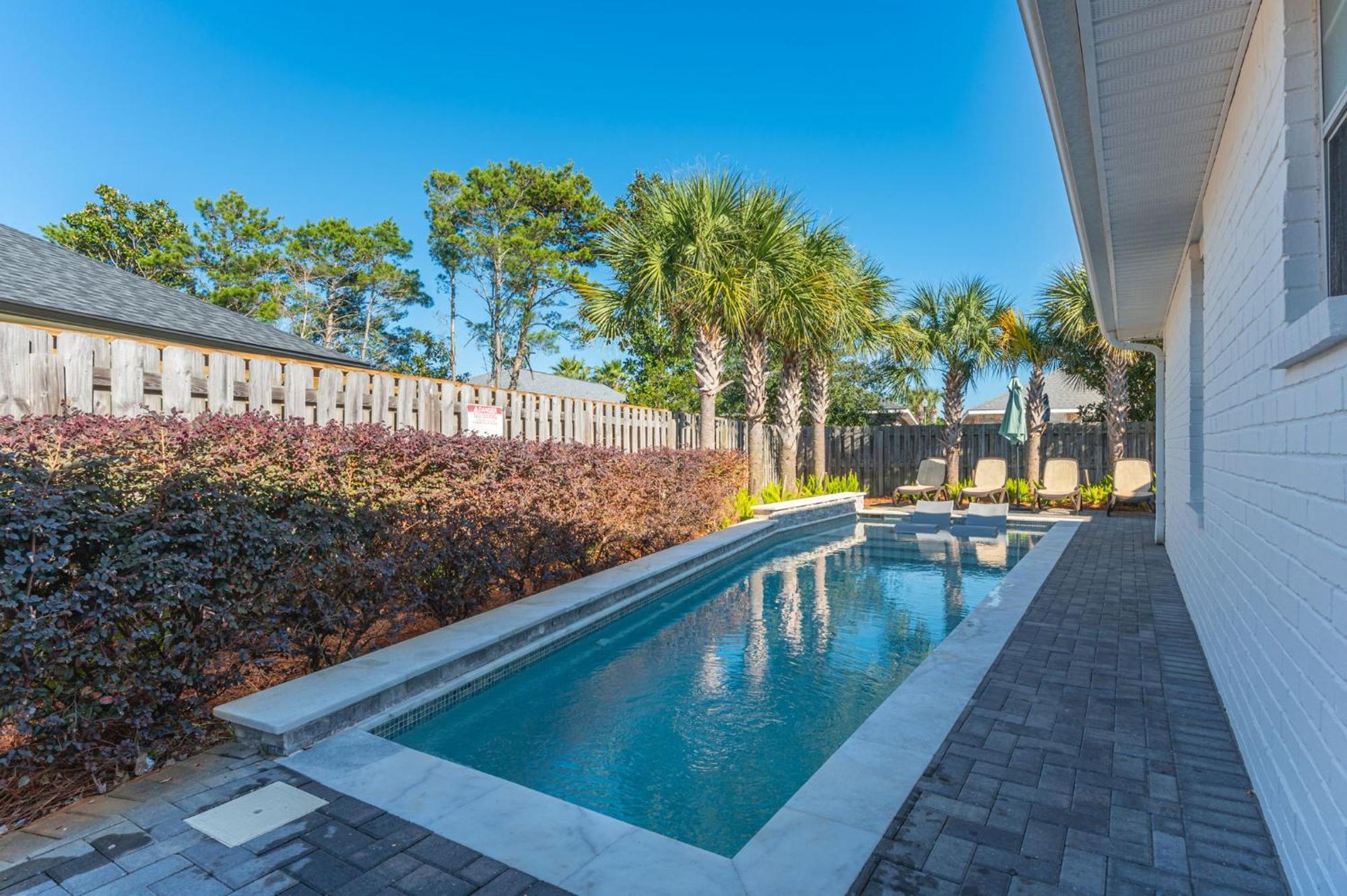 Beautiful Pet Friendly Home! New Tropical Pool, Opt Golf Cart And Pool Heat, Minutes To Beach Destin Exterior photo