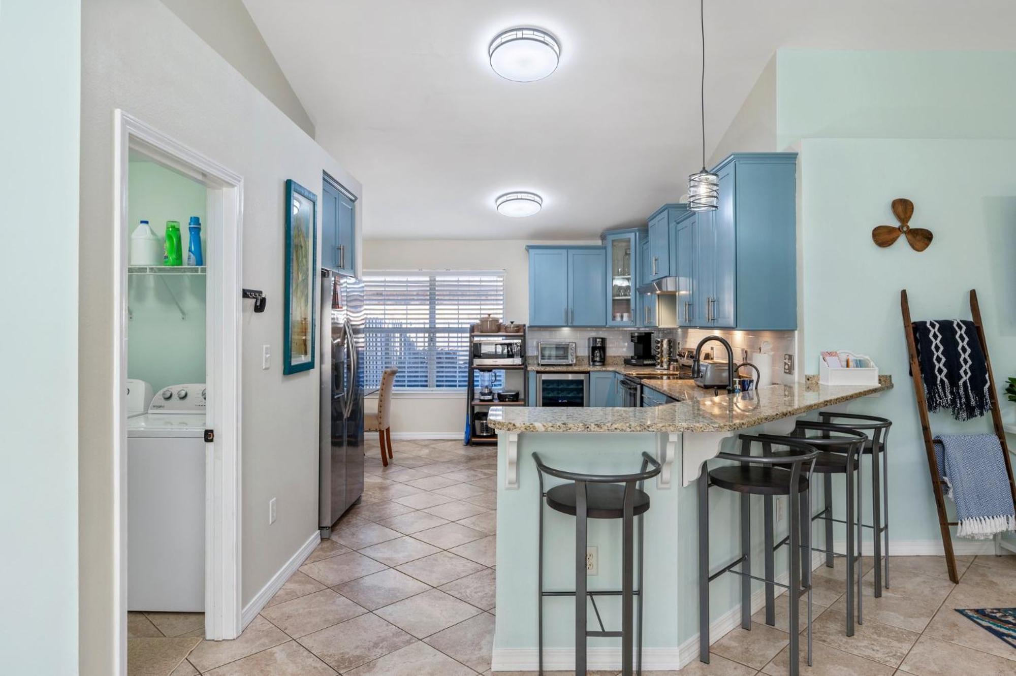 Beautiful Pet Friendly Home! New Tropical Pool, Opt Golf Cart And Pool Heat, Minutes To Beach Destin Exterior photo