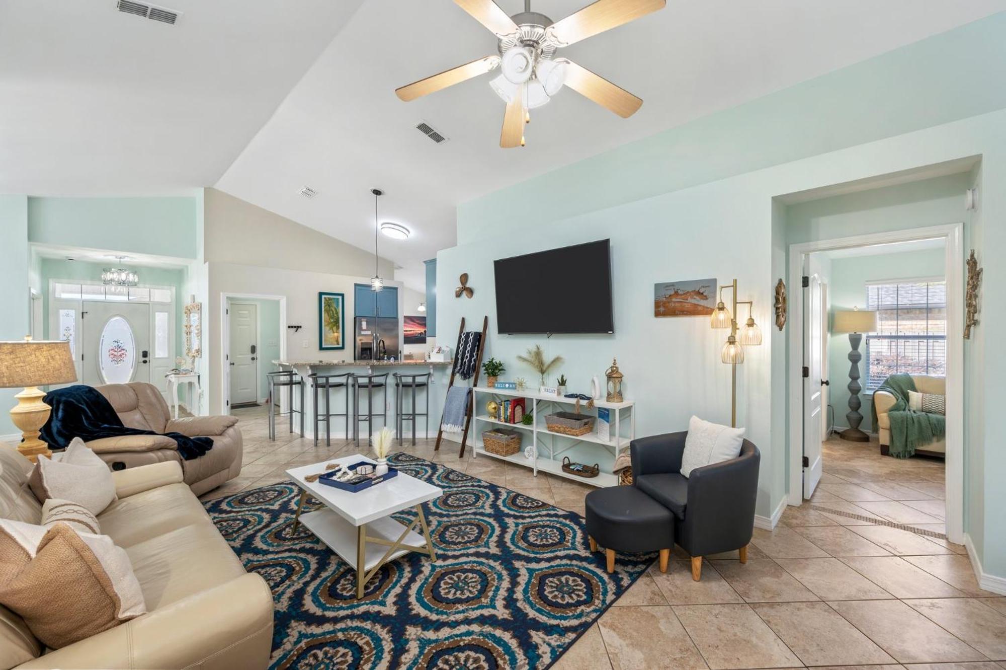 Beautiful Pet Friendly Home! New Tropical Pool, Opt Golf Cart And Pool Heat, Minutes To Beach Destin Exterior photo